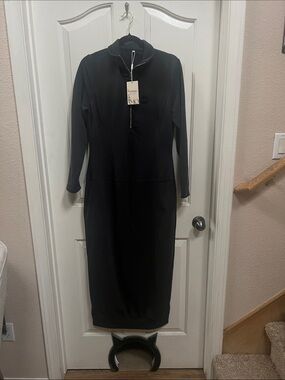 Classic Black Long Sleeve Midi Dress - Women's